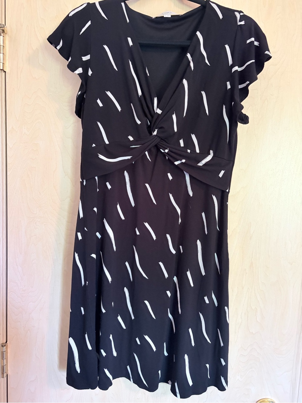 Loft flutter sleeve dress